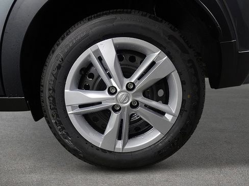 New 2025 Nissan Kicks Play S image 9