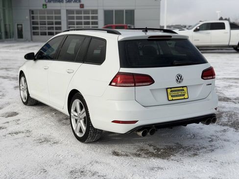 Used 2019 Volkswagen Golf S w/ Driver Assistance Package image 9