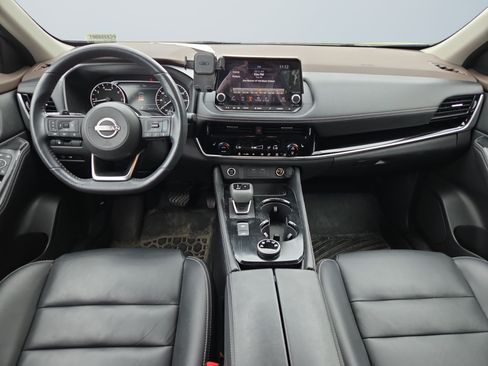 Used 2023 Nissan Rogue SL AWD/4WD image 11