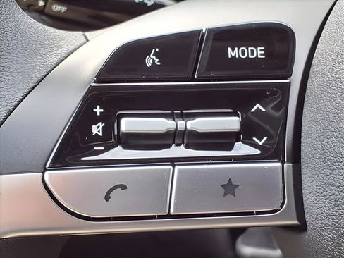 New 2026 Hyundai Elantra SE image 20