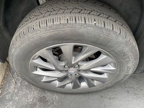 Used 2025 Buick Enclave Preferred image 22