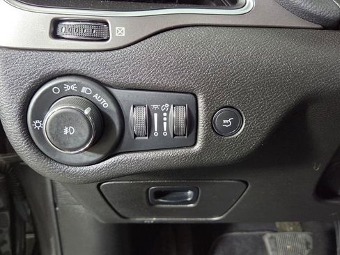 Used 2022 Jeep Cherokee Latitude Lux image 20