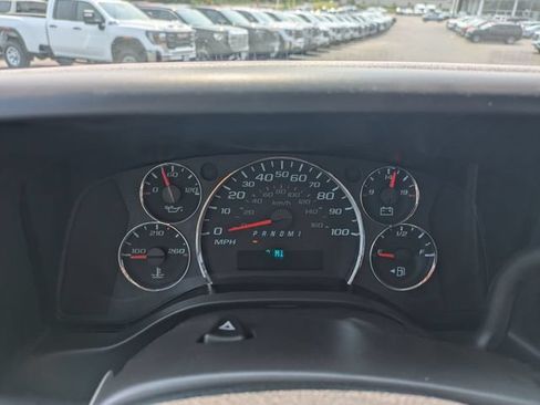 New 2026 GMC Savana 3500 Extended RWD image 17