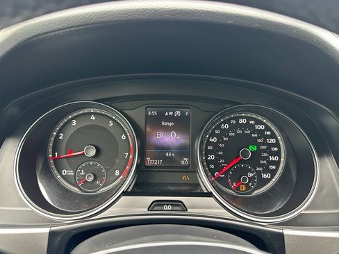 Used 2018 Volkswagen Atlas SEL AWD/4WD image 27