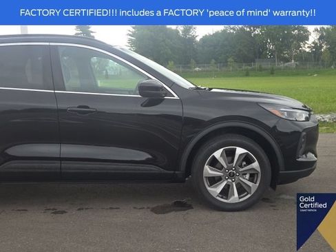 Used 2025 Ford Escape Platinum AWD/4WD image 6