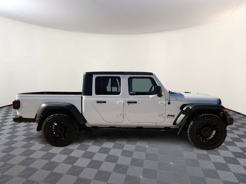 Used 2020 Jeep Gladiator Sport w/ Quick Order Package 23S image 5