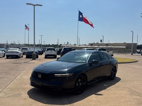 Used 2024 Honda Accord Sport image 8