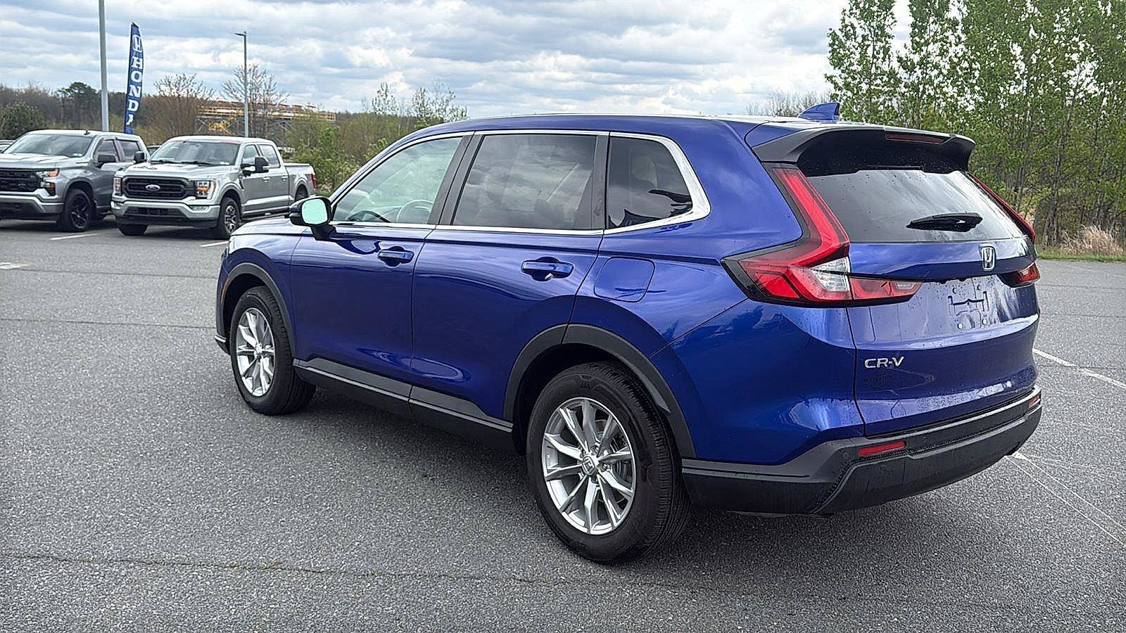 Used 2023 Honda CR-V EX-L image 9