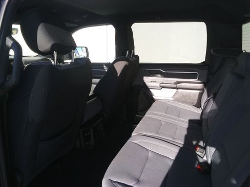 Used 2021 RAM 1500 Big Horn image 8