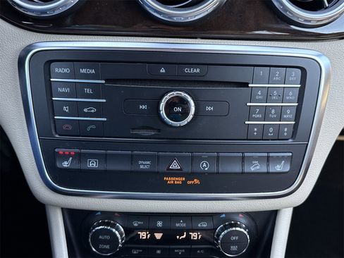 Used 2016 Mercedes-Benz GLA 250 GLA 250 image 29