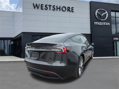Used 2024 Tesla Model 3 Standard Range image 3