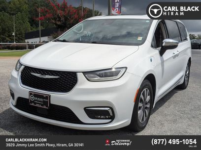 Used 2023 Chrysler Pacifica Limited