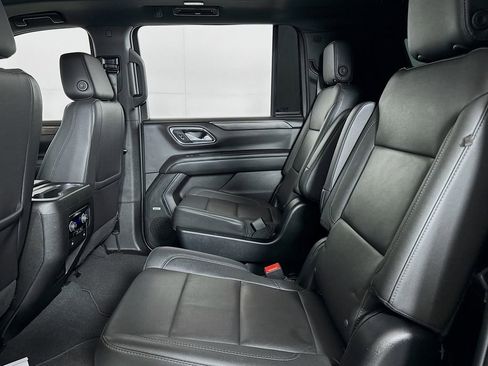 Used 2023 Chevrolet Suburban Z71 AWD/4WD image 13