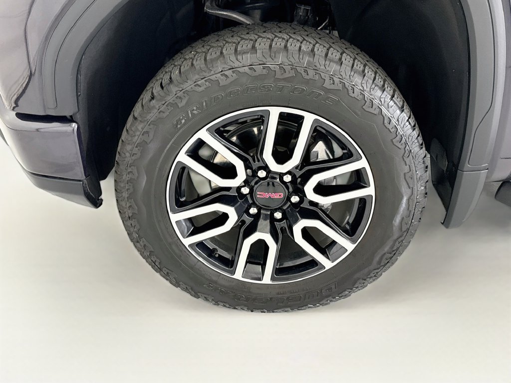 Used 2026 GMC Sierra 1500 AT4 w/ AT4 Premium Package AWD/4WD image 28