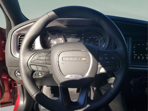 Used 2019 Dodge Charger SXT w/ Blacktop Package image 20