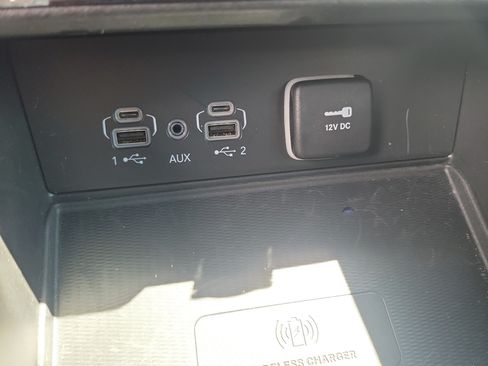Used 2024 Jeep Grand Cherokee L Laredo w/ Luxury Tech Group I RWD image 24