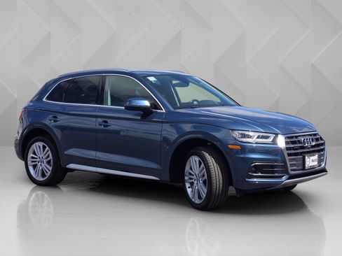 Used 2018 Audi Q5 Prestige w/ Prestige Package AWD/4WD image 10