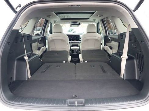 Used 2025 Kia Sorento EX w/ EX Panoramic Sunroof Package image 29