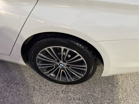 Used 2019 BMW 530i 530i w/ Convenience Package image 28