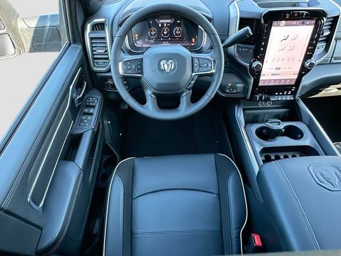 New 2026 RAM 2500 Laramie w/ Sport Appearance Package AWD/4WD image 17