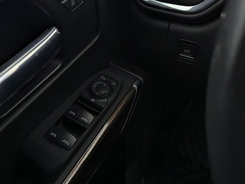 Used 2021 Chevrolet Silverado 1500 RST image 34