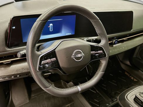 Used 2024 Nissan Ariya AWD image 18