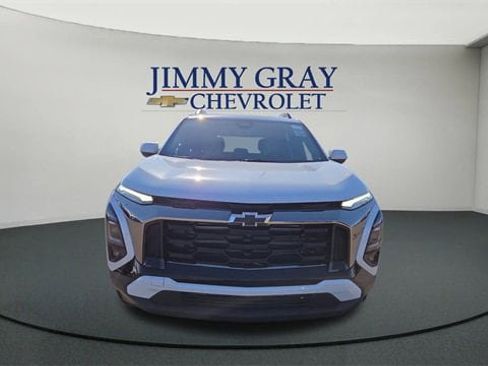 New 2026 Chevrolet Equinox ACTIV w/ Convenience Package III image 8