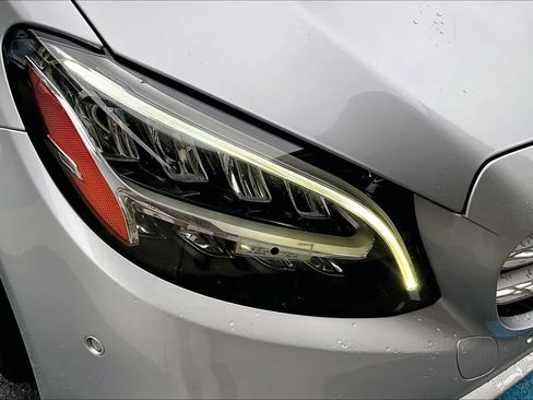 Certified 2020 Mercedes-Benz C 300 Sedan image 28