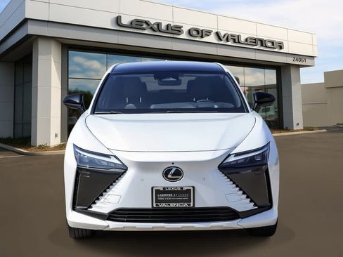 Certified 2023 Lexus RZ 450e Premium w/ Technology Package AWD/4WD image 6