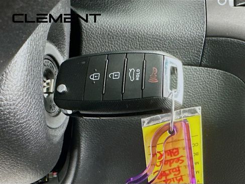 Used 2017 Kia Forte LX image 22