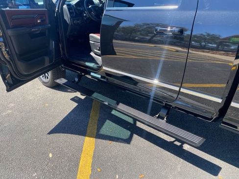 Used 2025 RAM 2500 Limited image 21