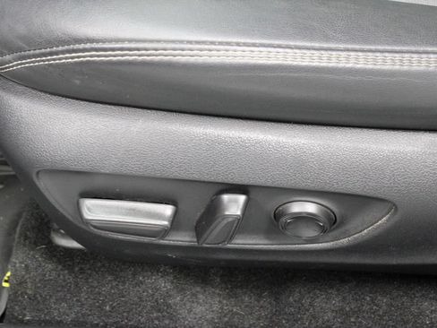 Used 2023 Toyota RAV4 XLE Premium AWD/4WD image 24