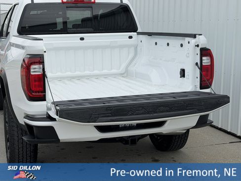 Used 2024 GMC Canyon Elevation w/ Convenience Package image 5