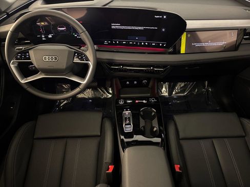New 2025 Audi Q6 e-tron Prestige image 12