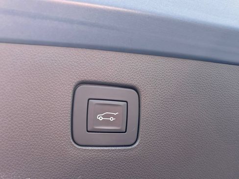 Used 2025 Buick Envista Avenir FWD image 22