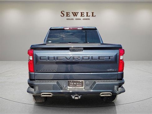 Used 2021 Chevrolet Silverado 1500 RST w/ Z71 Off-Road Package image 4