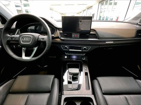 Certified 2025 Audi Q5 2.0T Premium Plus w/ Premium Plus Package image 15