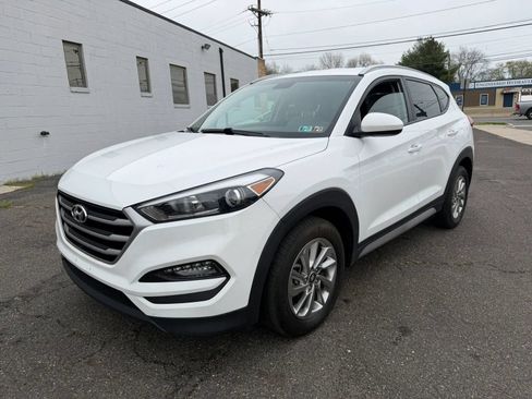 Used 2018 Hyundai Tucson SEL FWD image 2