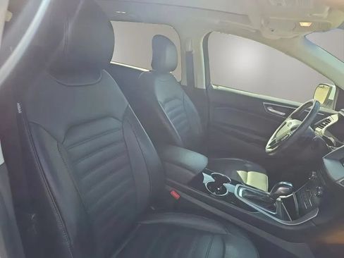 Used 2017 Ford Edge SEL w/ Equipment Group 201A FWD image 11