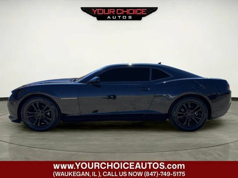 Used 2015 Chevrolet Camaro LT image 2