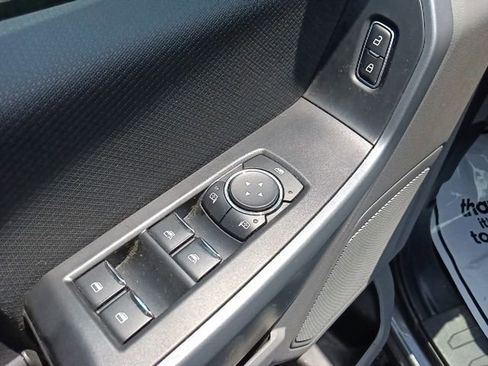 Used 2023 Ford F150 XLT AWD/4WD image 12