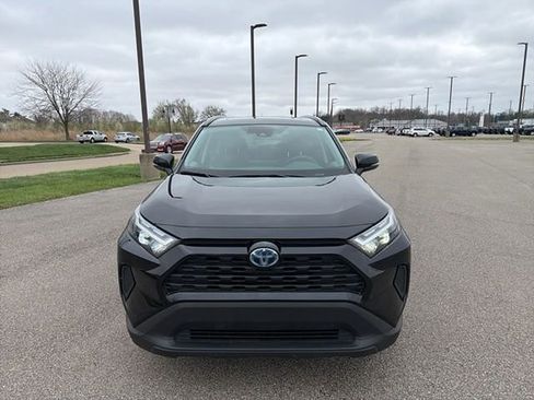 Used 2023 Toyota RAV4 XLE w/ Convenience Package image 11