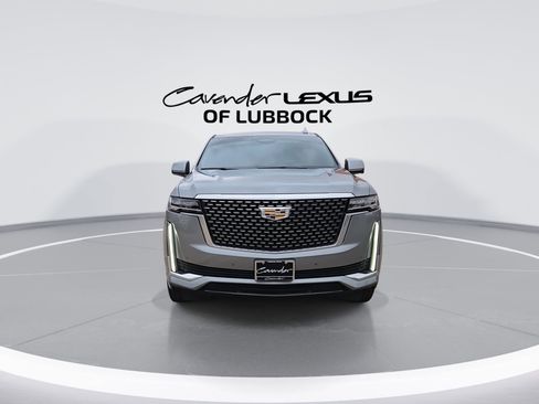 Used 2023 Cadillac Escalade Premium Luxury AWD/4WD image 3