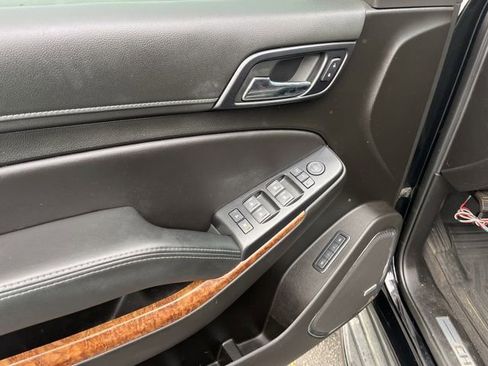 Used 2019 Chevrolet Tahoe Premier image 8