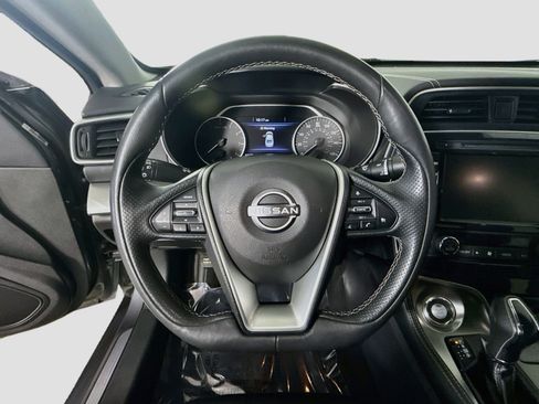 Used 2023 Nissan Maxima SL FWD image 13