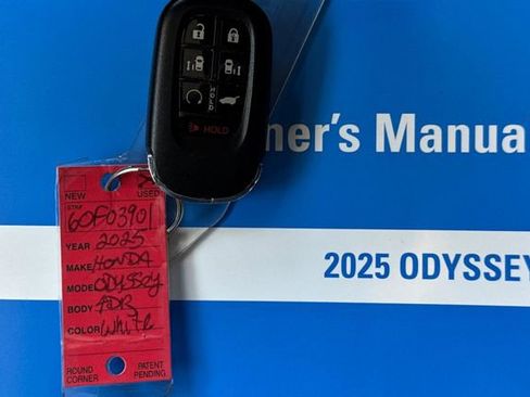 Used 2025 Honda Odyssey Sport-L image 4