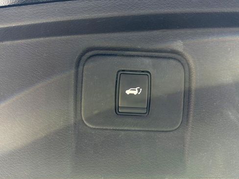 Used 2020 Nissan Murano SL w/ Moonroof Package FWD image 37
