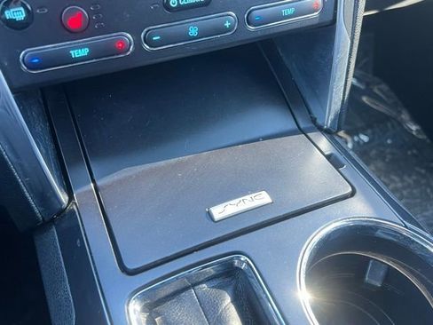 Used 2019 Ford Explorer Sport image 29