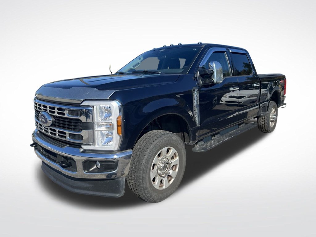 Used 2024 Ford F250 XLT w/ FX4 Off-Road Package AWD/4WD image 4