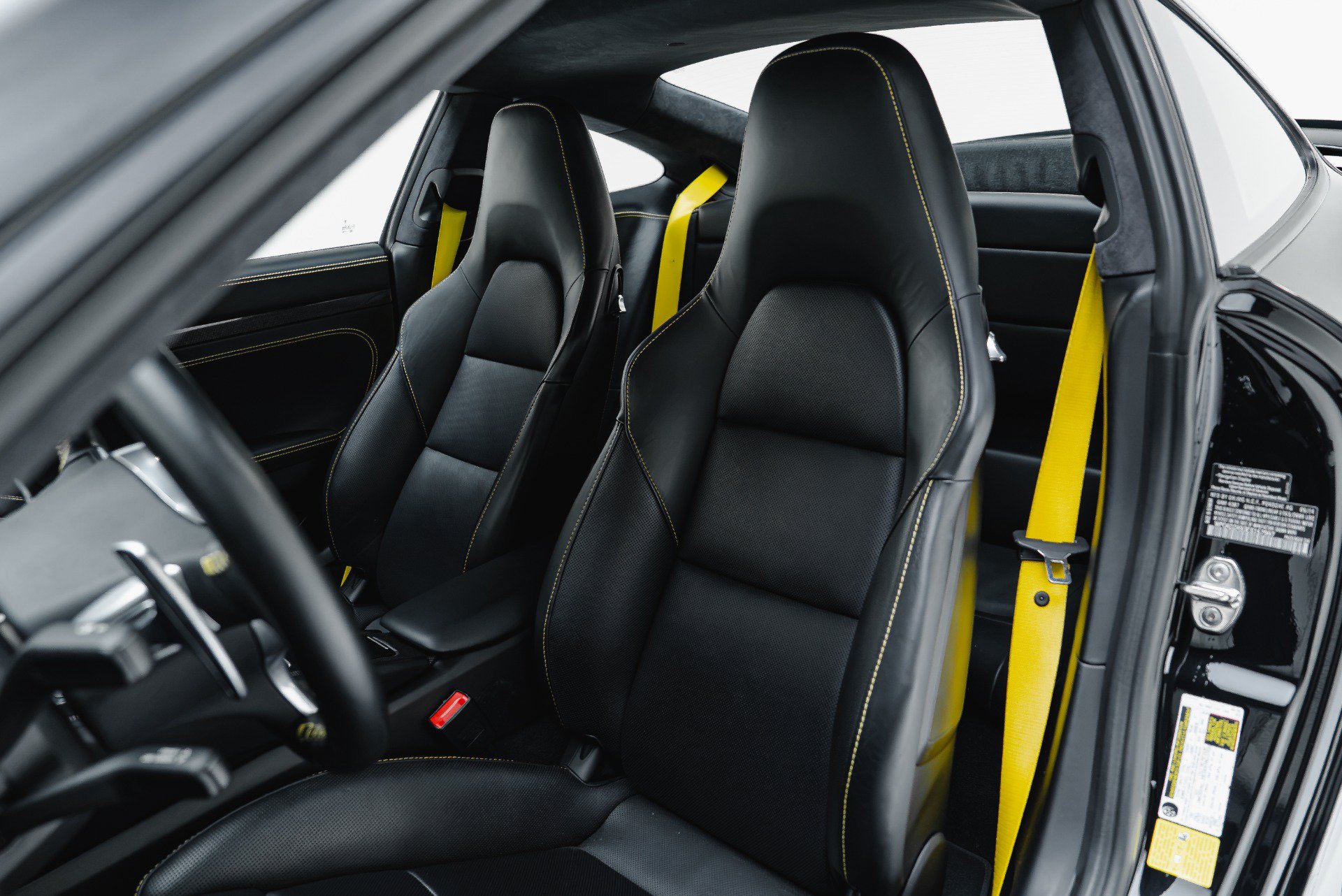 Used 2014 Porsche 911 Turbo S AWD/4WD image 4